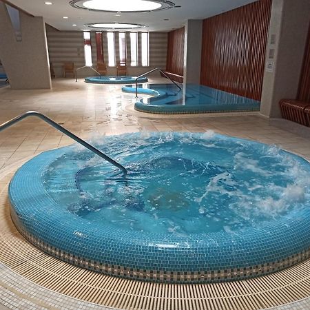 Luxury Apartment Dunapest With Spa And Pool Budapest Extérieur photo